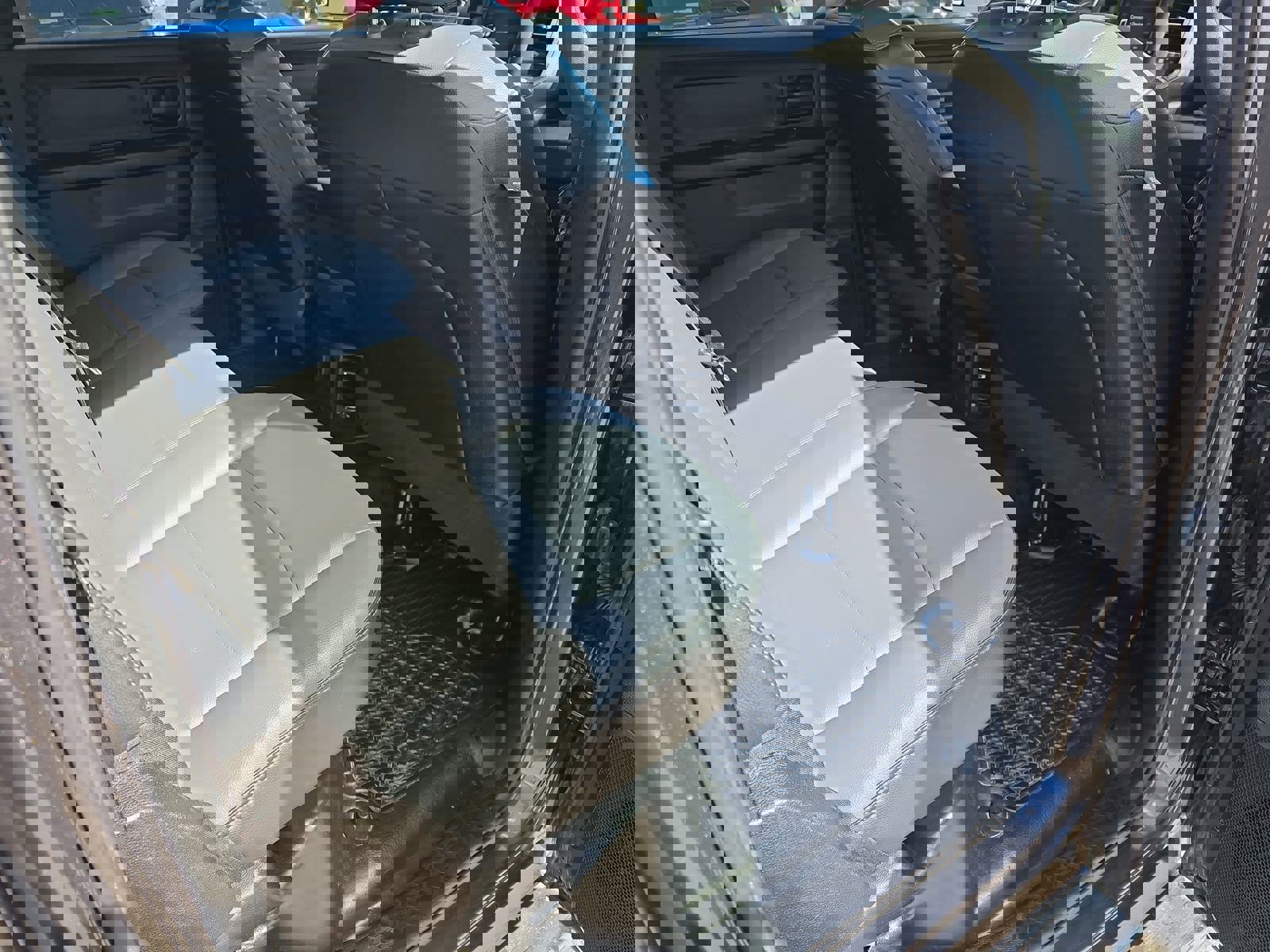 Used 2021 RAM 2500 Tradesman w/ Chrome Appearance Group image 12