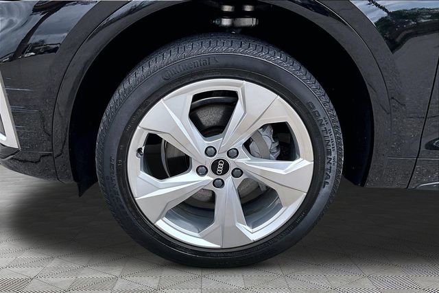 Used 2023 Audi Q5 2.0T Premium Plus w/ Premium Plus Package AWD/4WD image 8