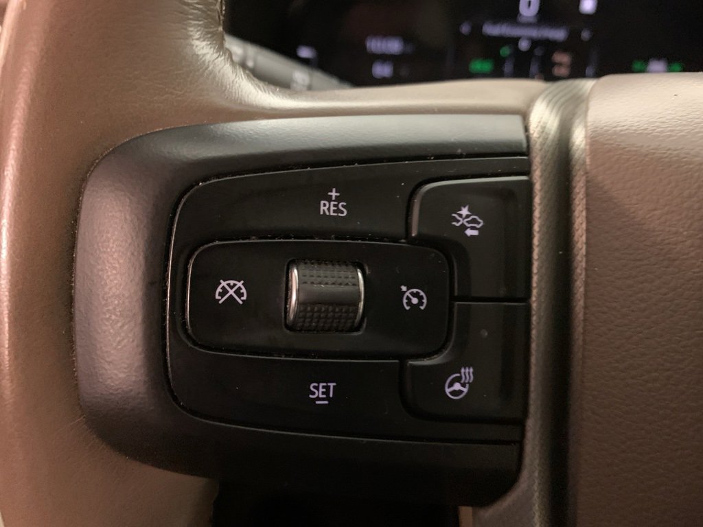 Used 2022 GMC Yukon XL Denali image 8