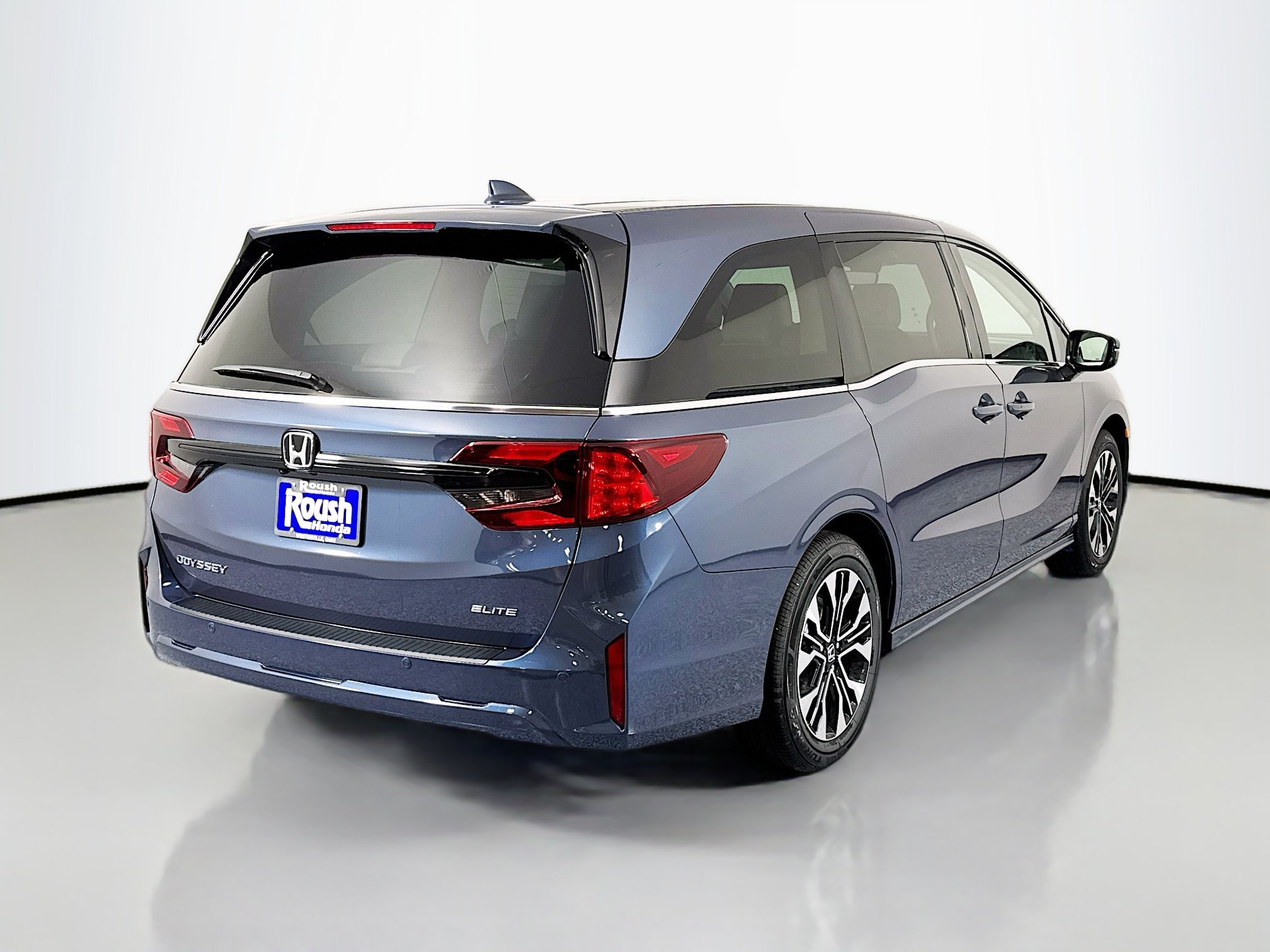 New 2026 Honda Odyssey Elite image 5