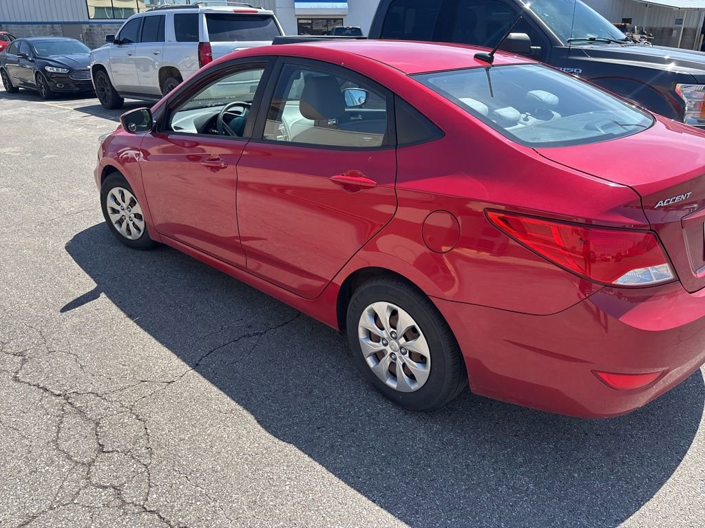 Used 2017 Hyundai Accent SE FWD image 7