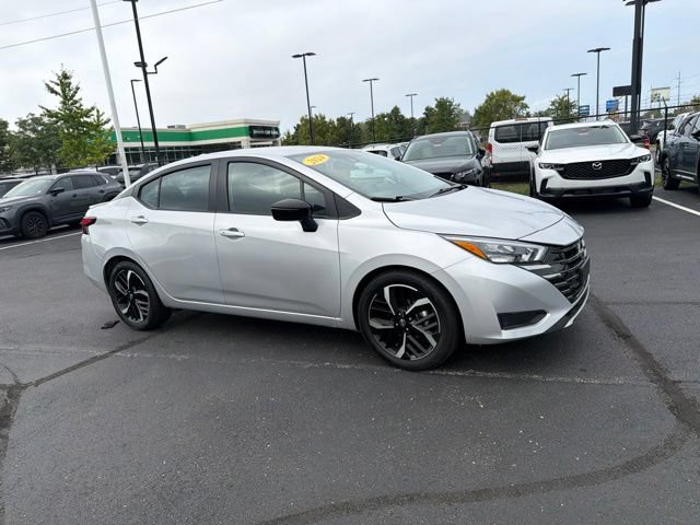 Used 2024 Nissan Versa SR FWD image 2