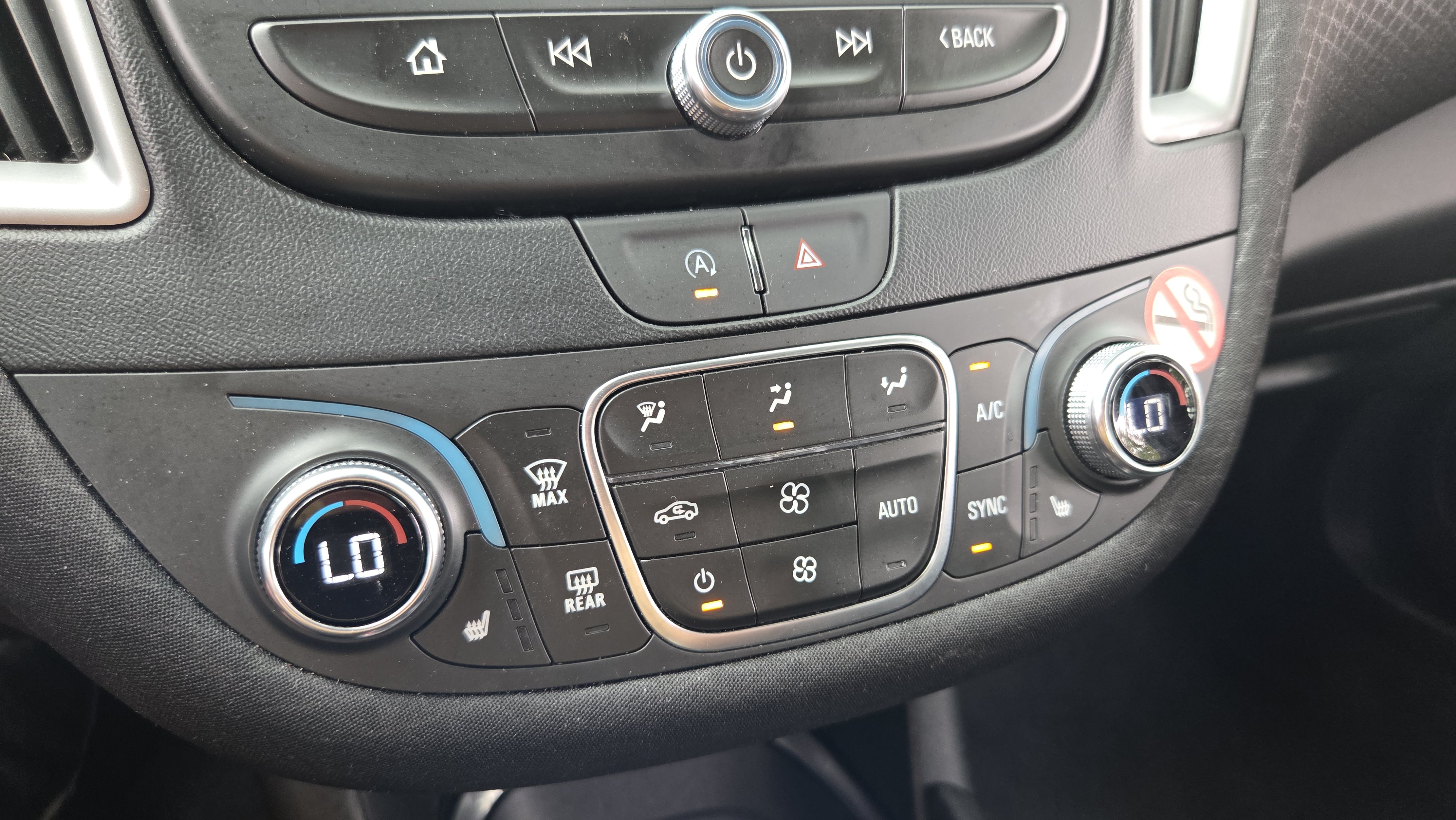 Used 2024 Chevrolet Malibu LT FWD image 20