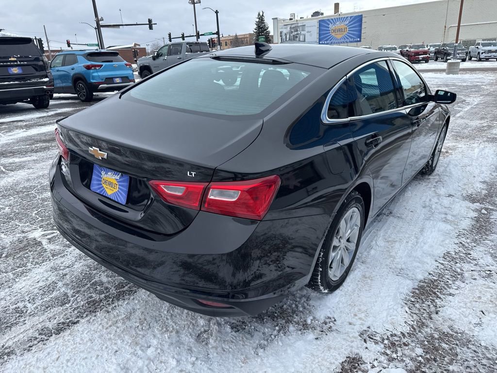 Used 2024 Chevrolet Malibu LT image 9
