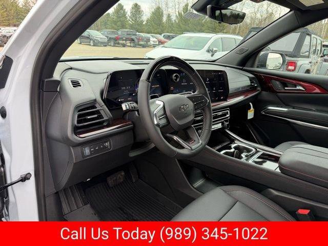 New 2026 Chevrolet Traverse Z71 w/ Enhanced Driving Package image 13