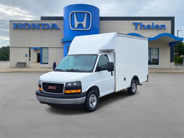 Used 2022 GMC Savana 3500 w/ Power Convenience Package image 2