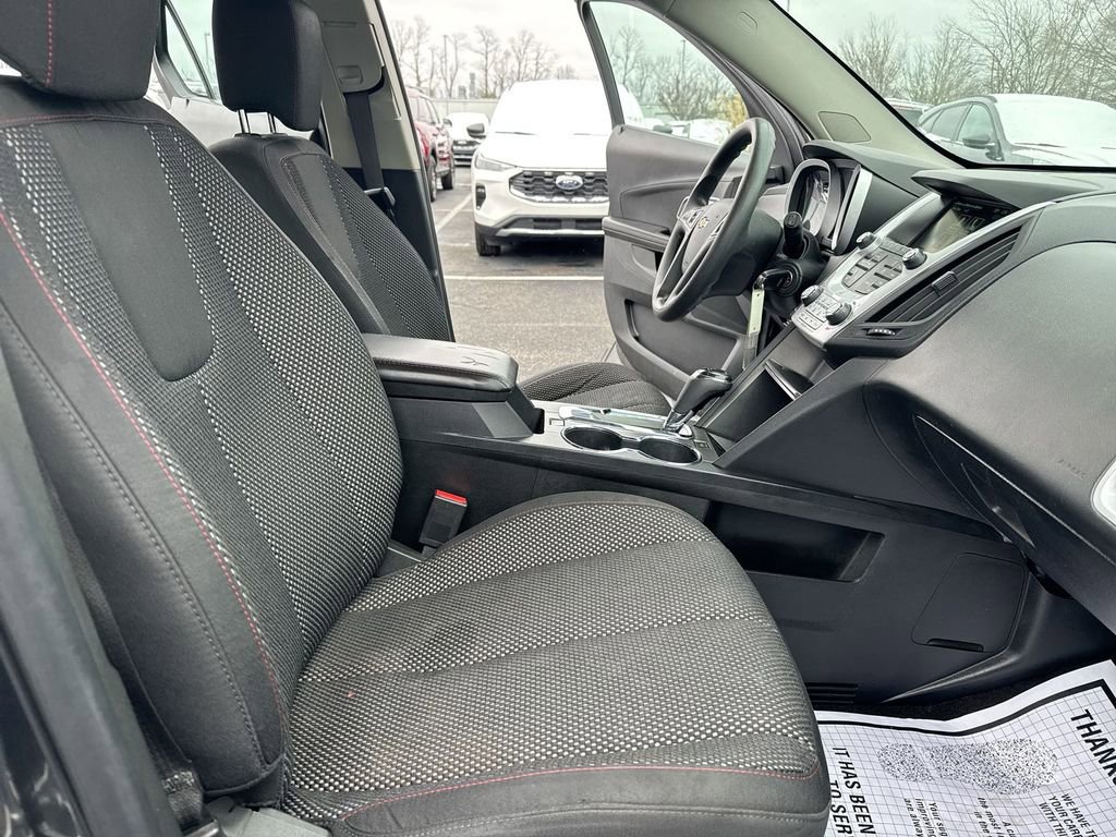 Used 2016 Chevrolet Equinox LS image 21