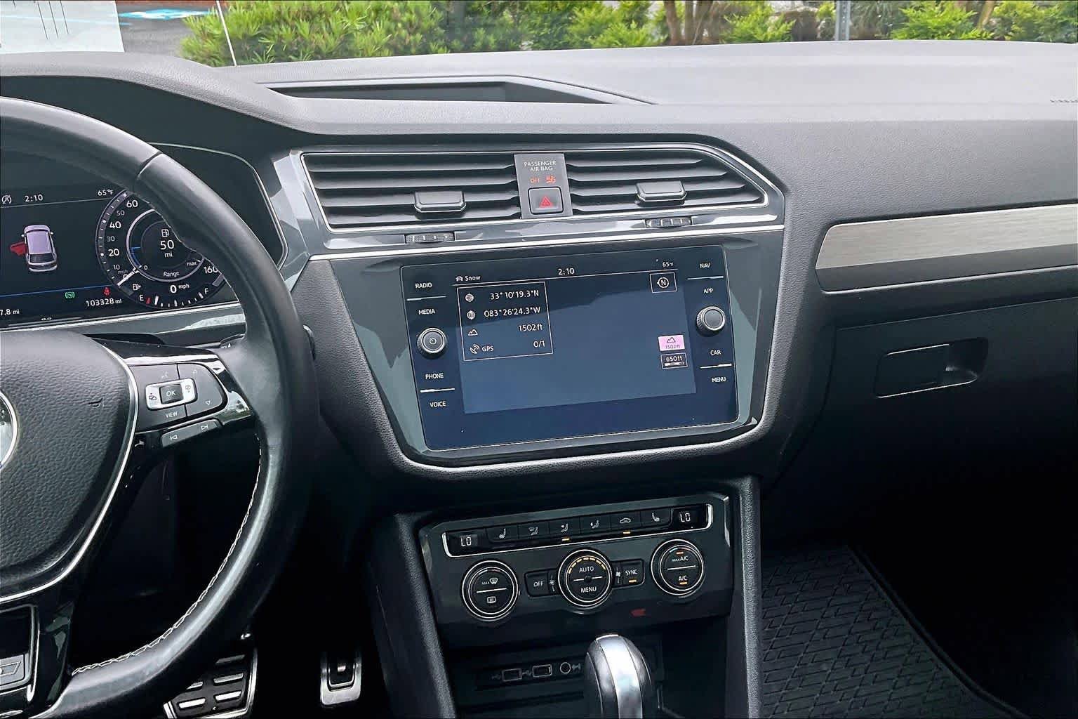 Used 2019 Volkswagen Tiguan SEL R-Line AWD/4WD image 7