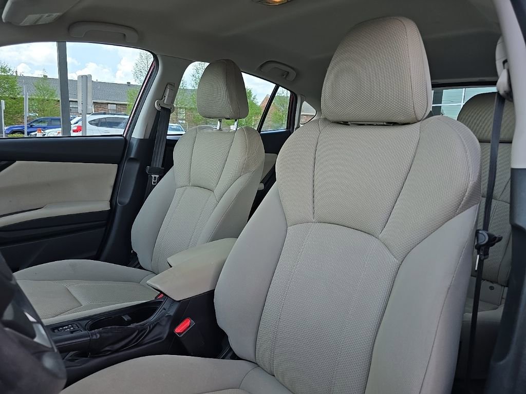 Used 2017 Subaru Impreza 2.0i Premium image 14