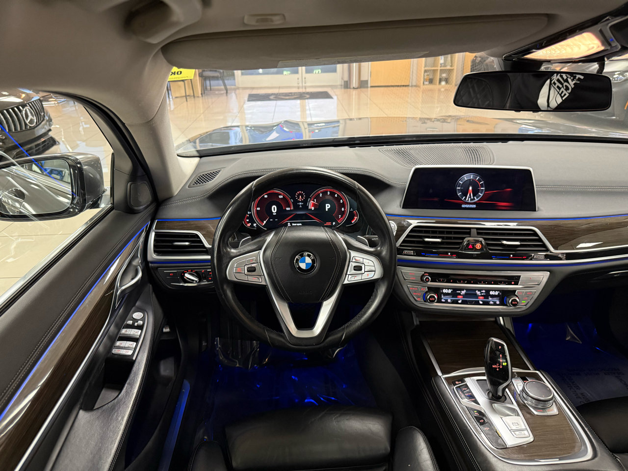 Used 2016 BMW 740i image 12