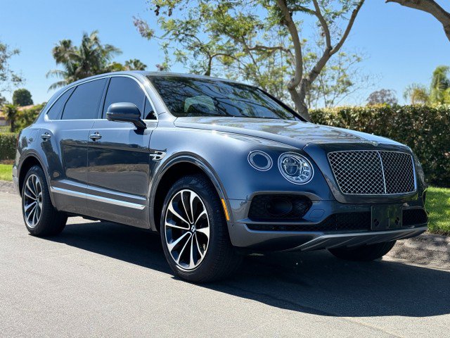 Used 2018 Bentley Bentayga AWD/4WD image 11