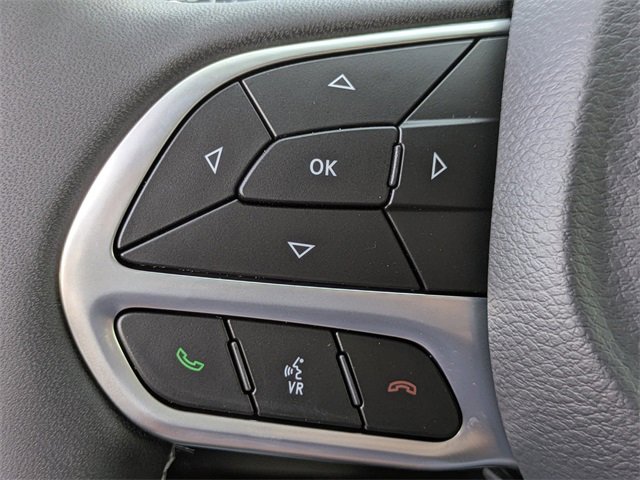 New 2025 Chrysler Voyager LX image 24