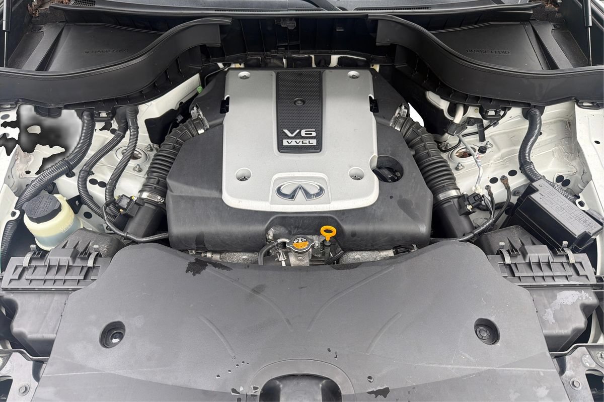 Used 2016 INFINITI QX70 2WD w/ Premium Package image 25