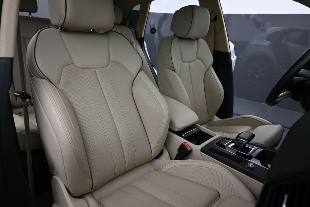 Used 2021 Audi Q5 2.0T Premium Plus w/ Premium Plus Package AWD/4WD image 20
