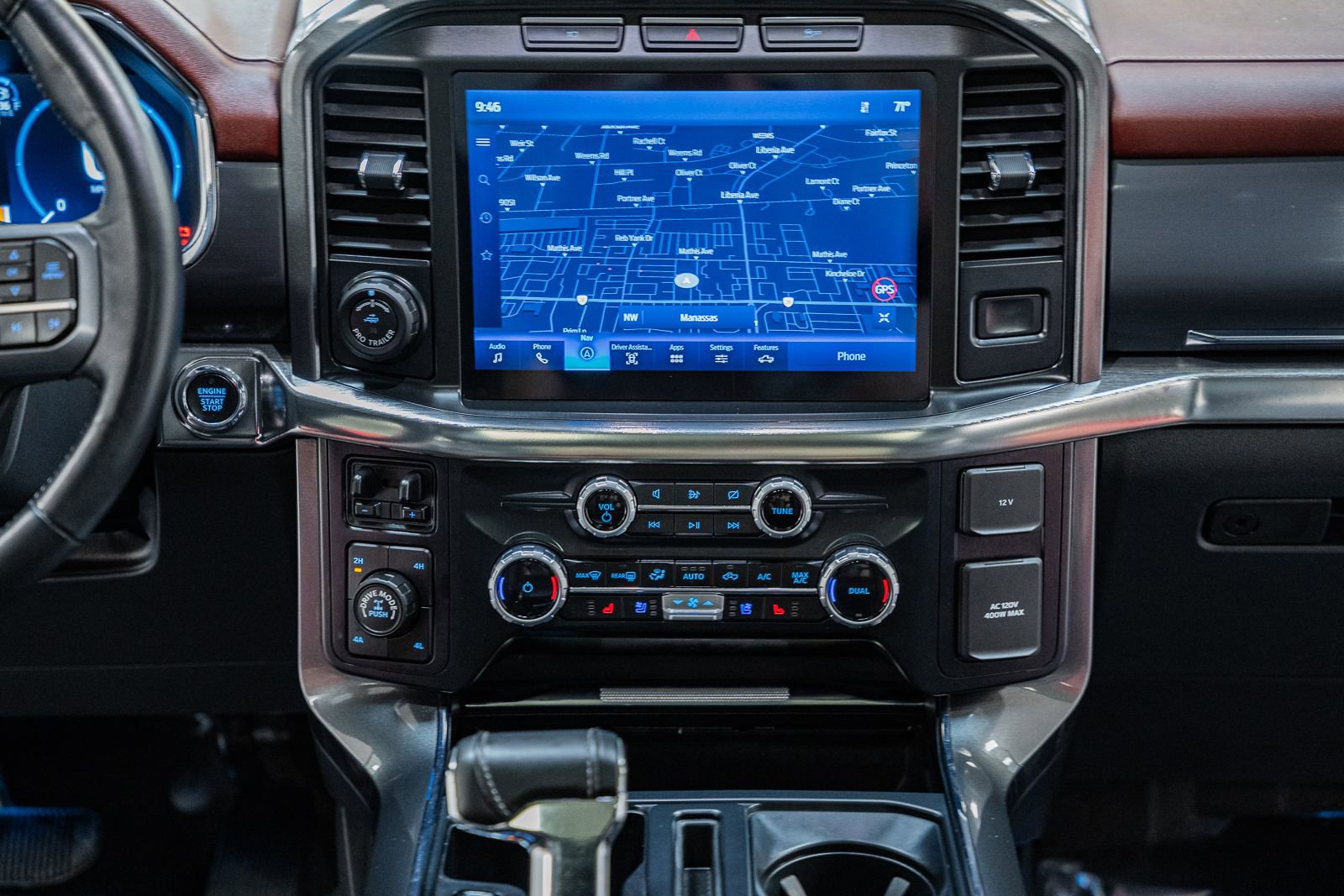 Used 2023 Ford F150 Lariat image 29