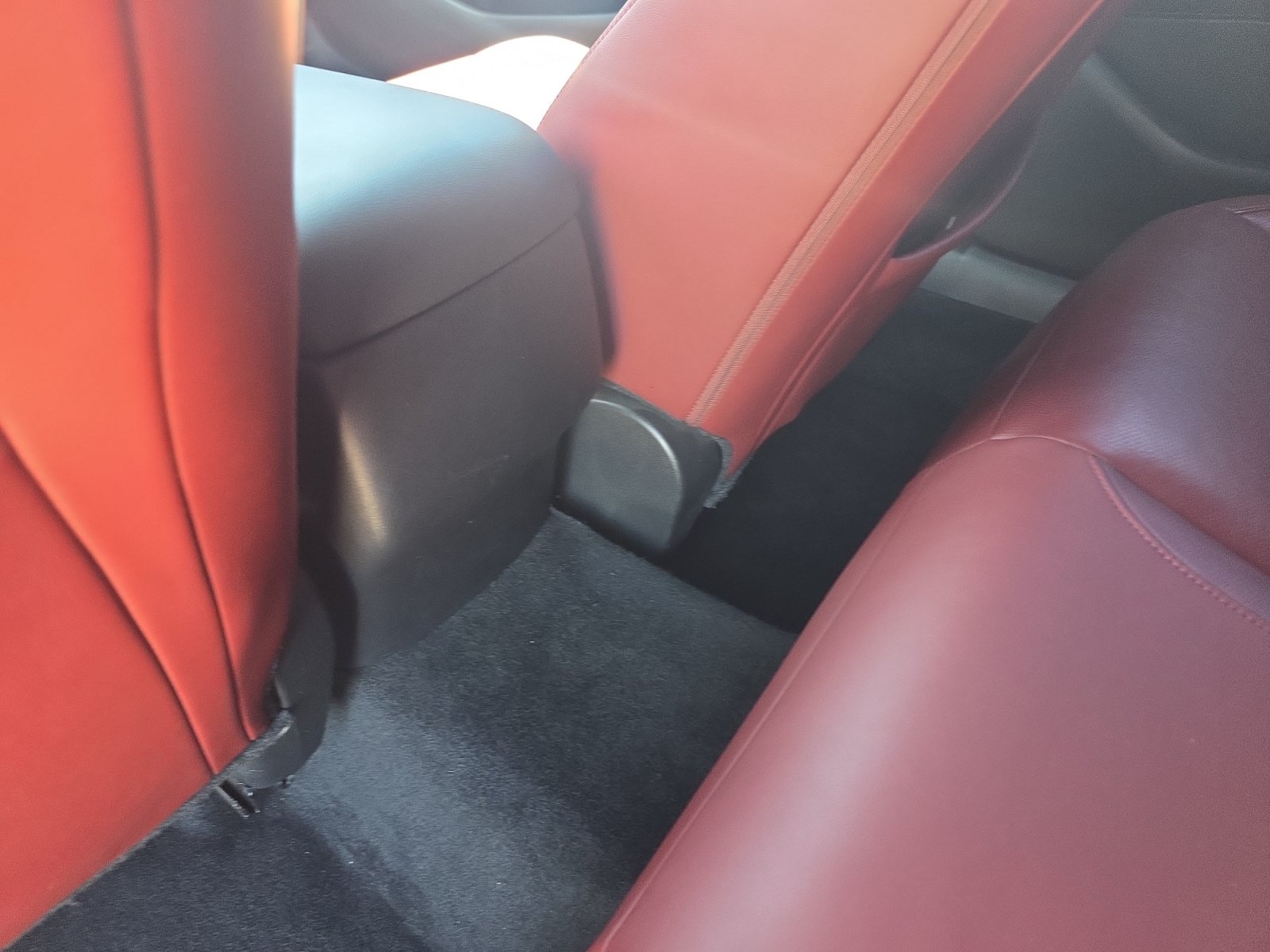 Used 2021 MAZDA MAZDA3 s FWD image 32