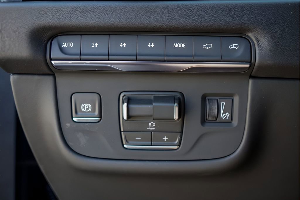 New 2026 Cadillac Escalade ESV Platinum Sport w/ LPO, ONYX Package image 15