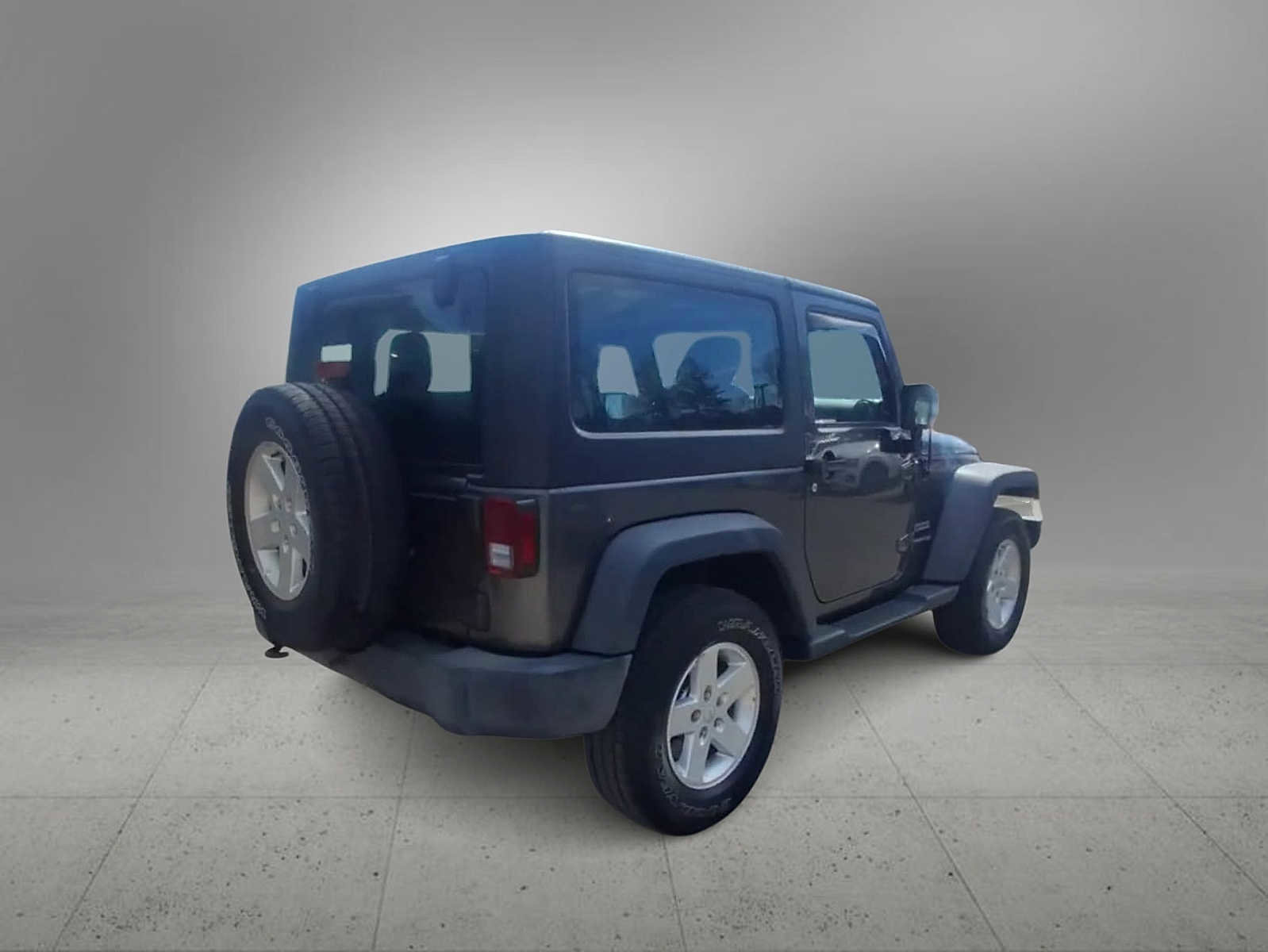 Used 2018 Jeep Wrangler Sport image 4