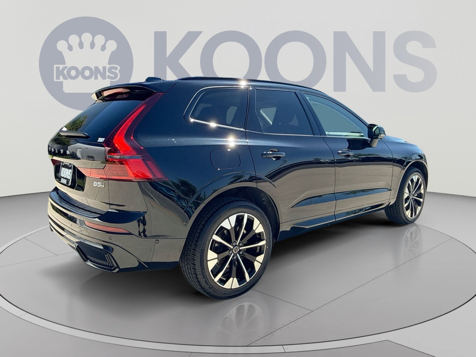 New 2026 Volvo XC60 B5 Plus w/ Protection Package Premier AWD/4WD image 7