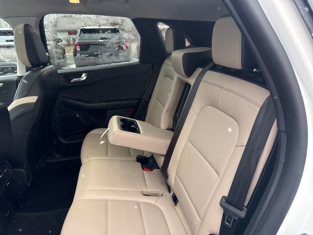 Used 2022 Ford Escape SEL image 14