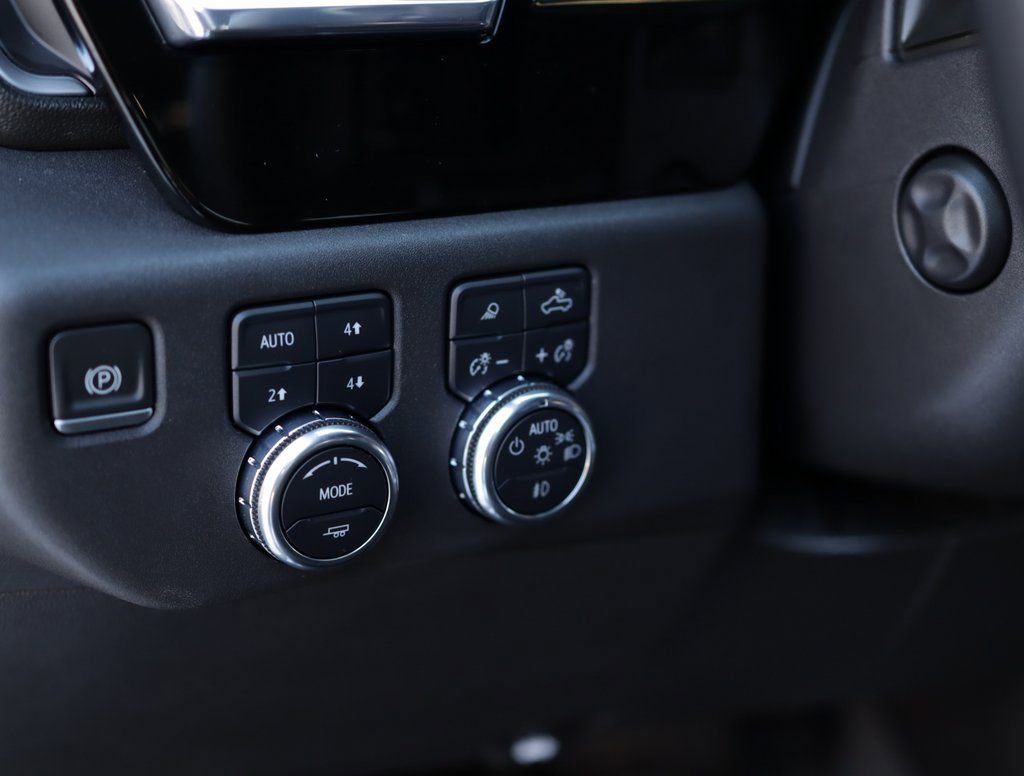 Used 2023 GMC Sierra 1500 SLT w/ SLT Convenience Package image 10