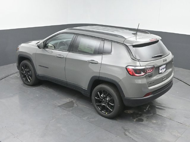New 2027 Jeep Compass Latitude AWD/4WD image 31