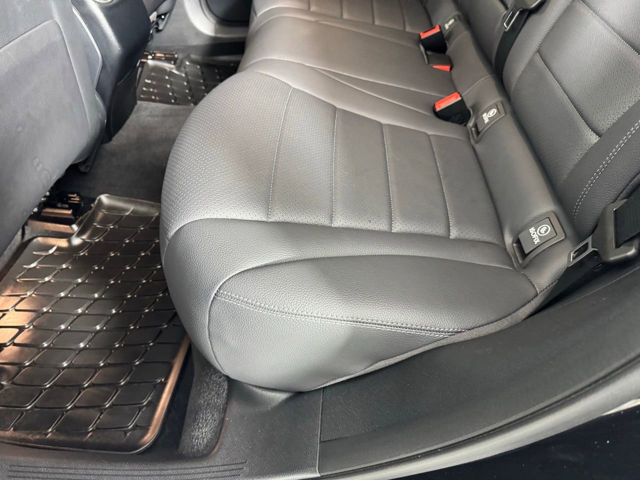 Used 2021 Mercedes-Benz GLC 300 4MATIC image 29