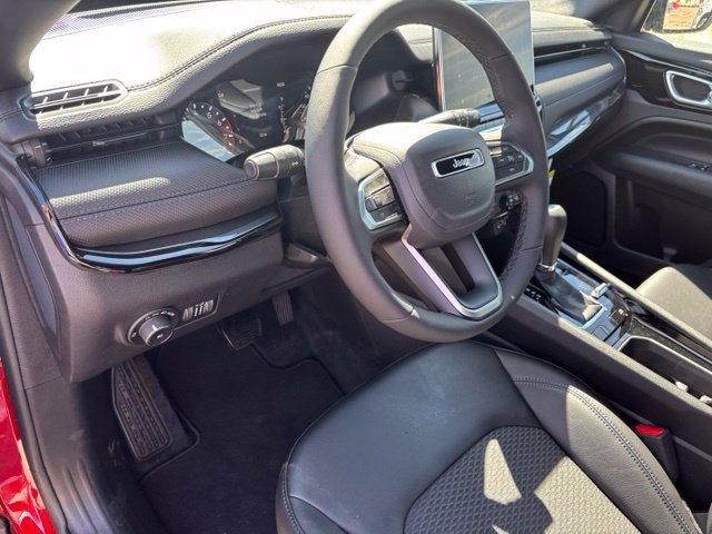 New 2026 Jeep Compass Latitude AWD/4WD image 13