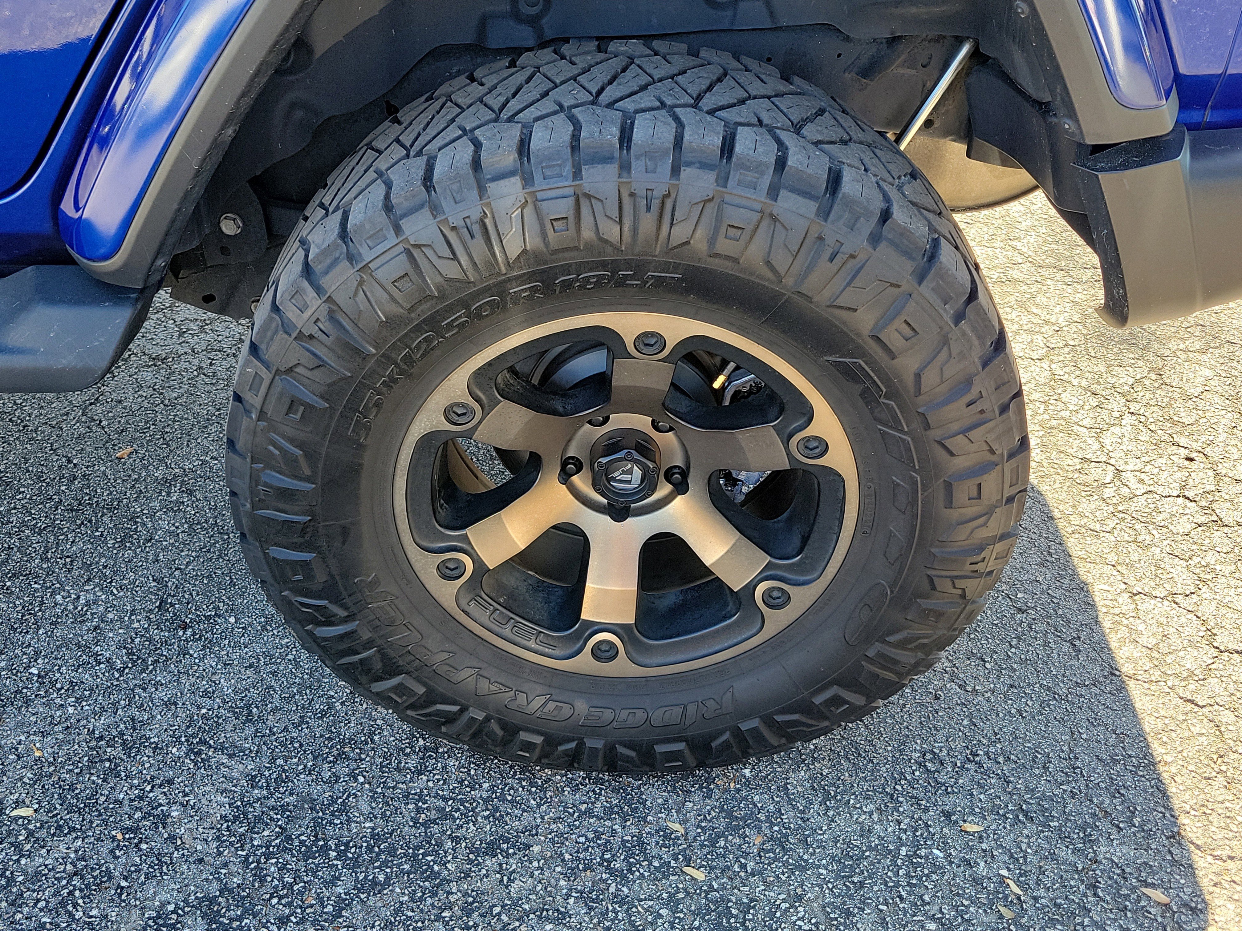 Used 2020 Jeep Wrangler Unlimited Sahara AWD/4WD image 41