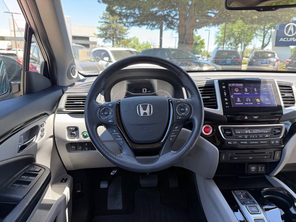 Used 2016 Honda Pilot Touring image 2
