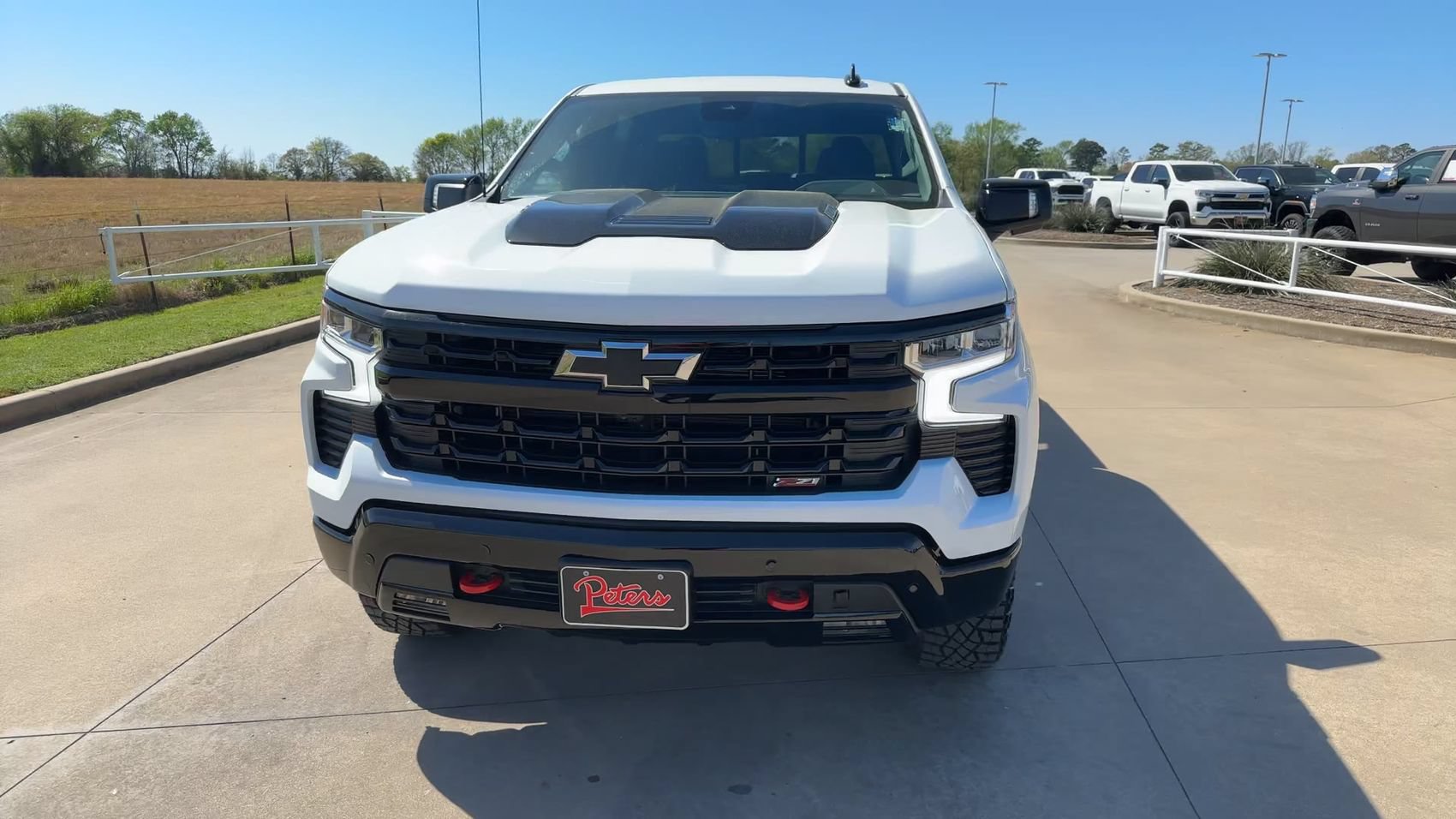 Used 2026 Chevrolet Silverado 1500 LT Trail Boss w/ LT Trail Boss Premium Package AWD/4WD image 4