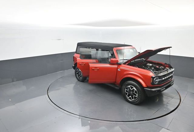 Used 2023 Ford Bronco Outer Banks image 39