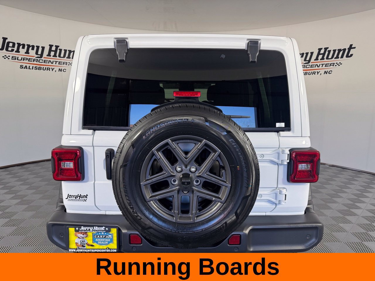 Used 2024 Jeep Wrangler Unlimited Sport AWD/4WD image 8