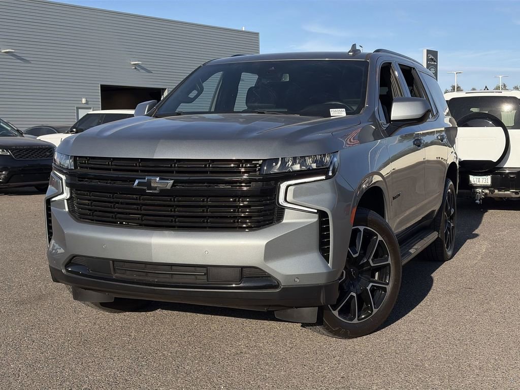 Used 2024 Chevrolet Tahoe RST image 3