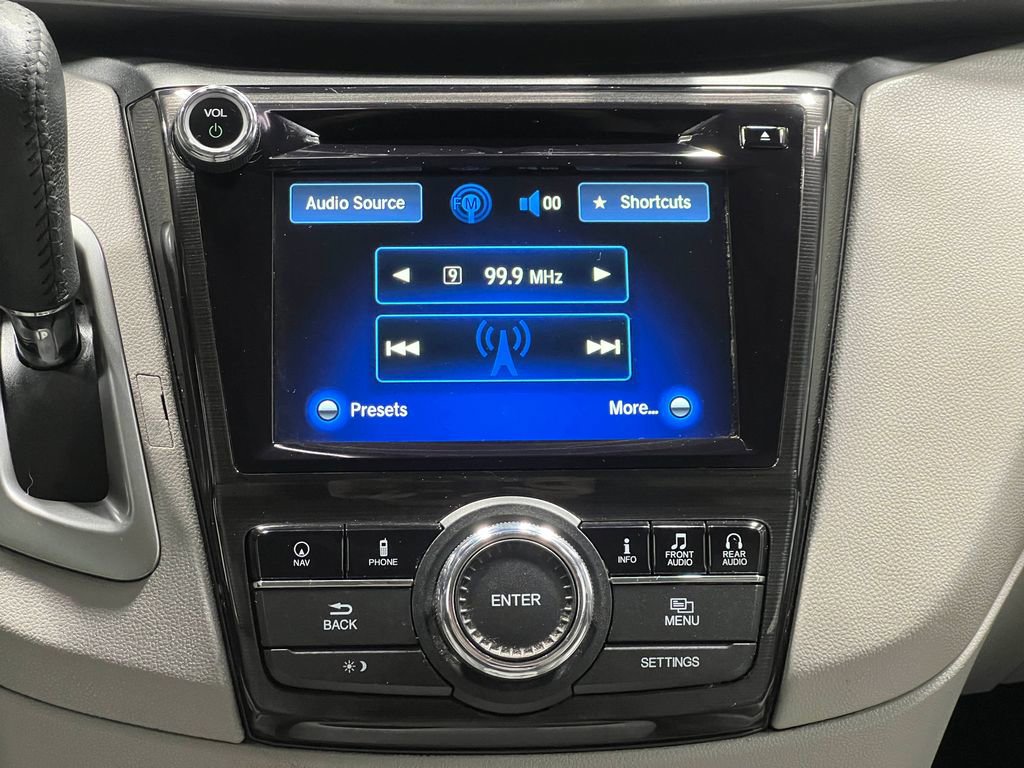 Used 2016 Honda Odyssey Touring image 23