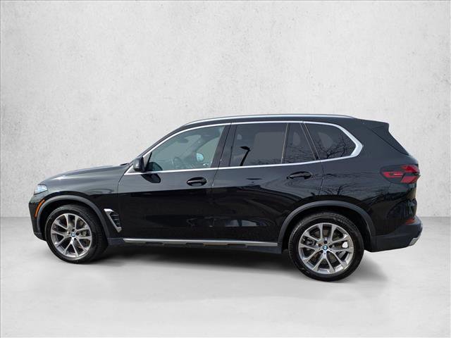 Used 2024 BMW X5 xDrive40i w/ Premium Package image 9