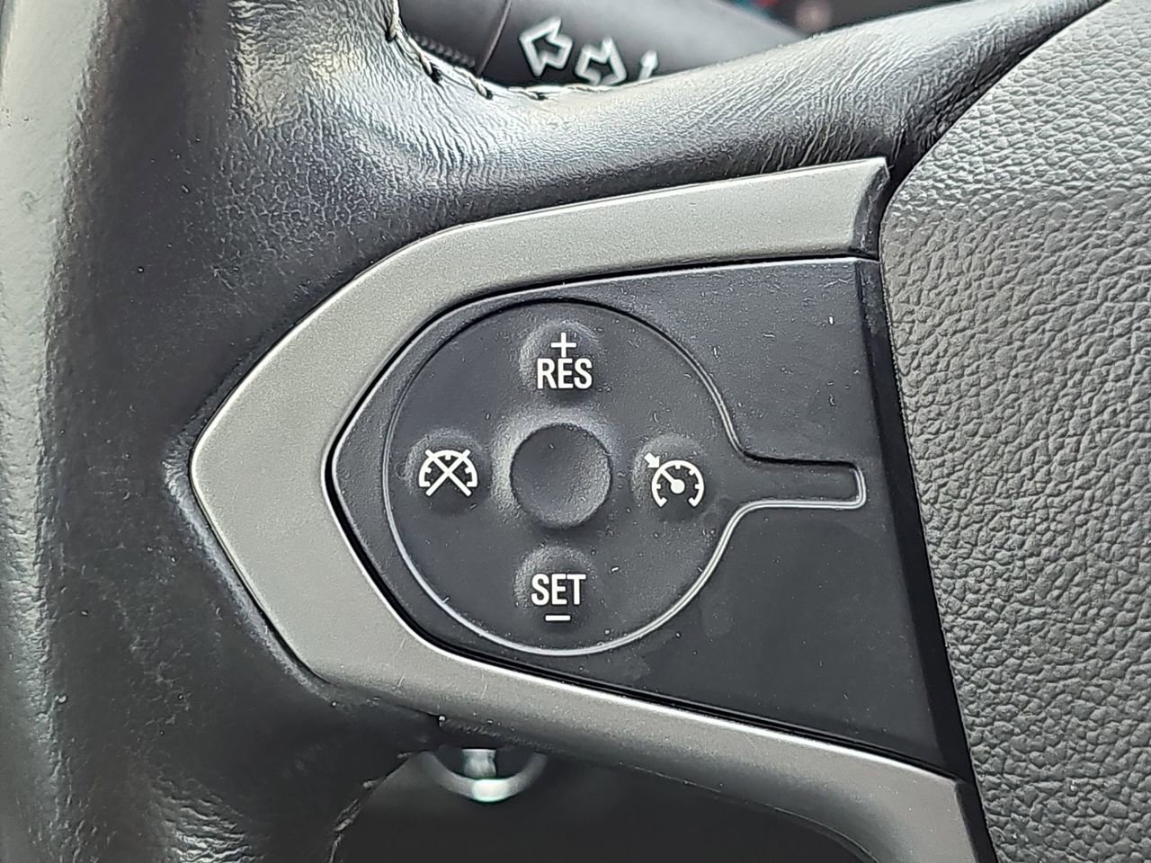 Used 2016 Chevrolet Colorado LT w/ Luxury Package, Chrome image 20