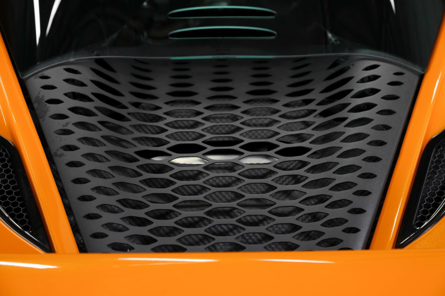 Used 2021 McLaren 765LT RWD image 26