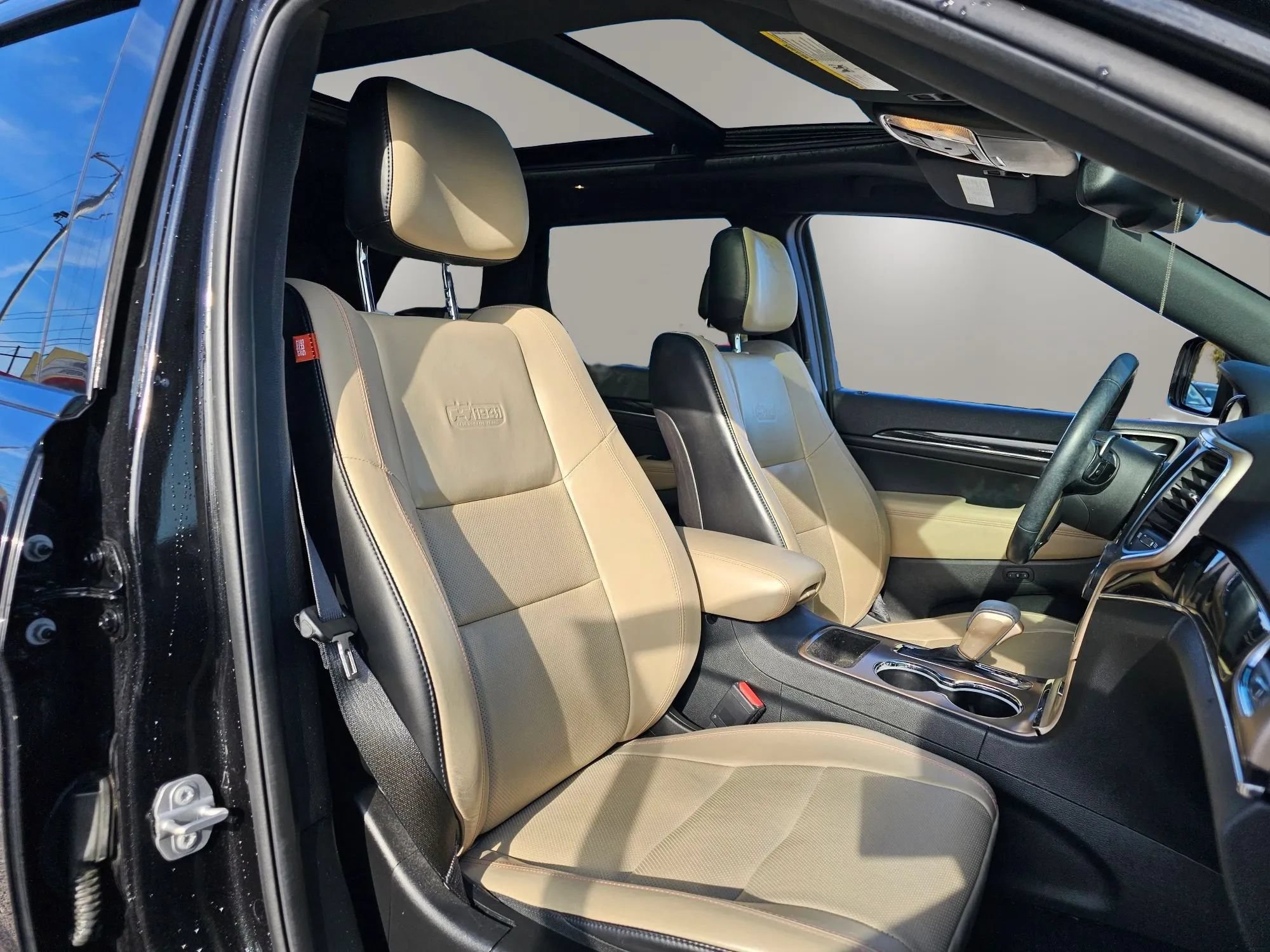 Used 2016 Jeep Grand Cherokee Limited 75th Anniversary RWD image 6