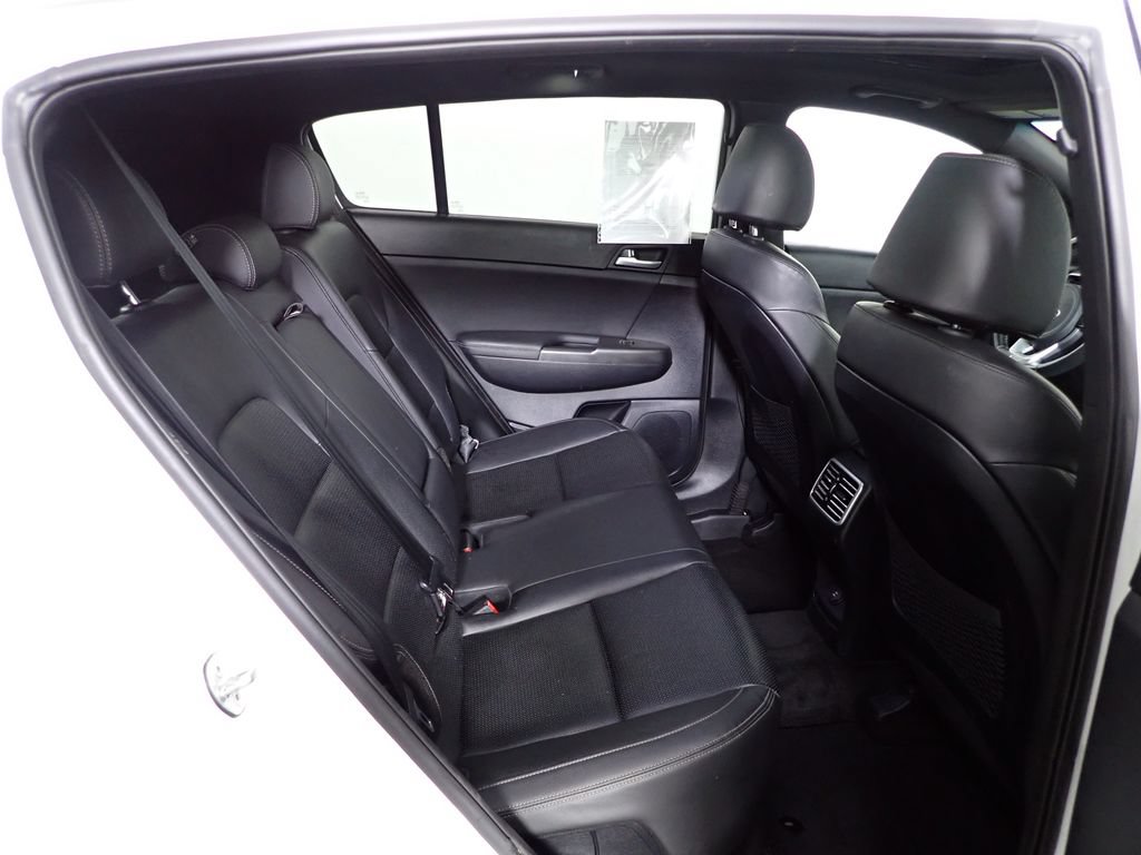 Used 2022 Kia Sportage Nightfall Edition AWD/4WD image 38