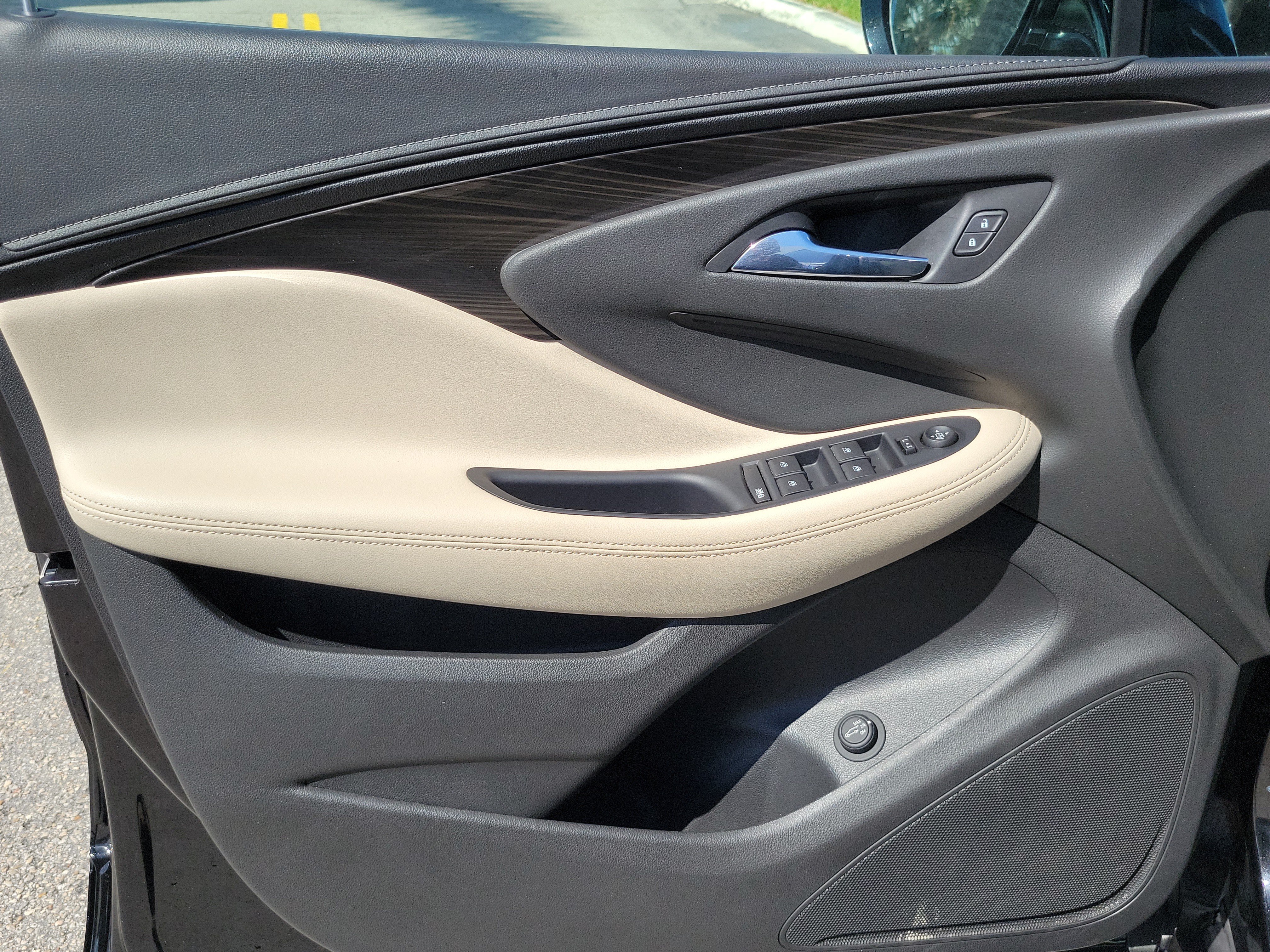 Used 2020 Buick Envision Preferred FWD image 24