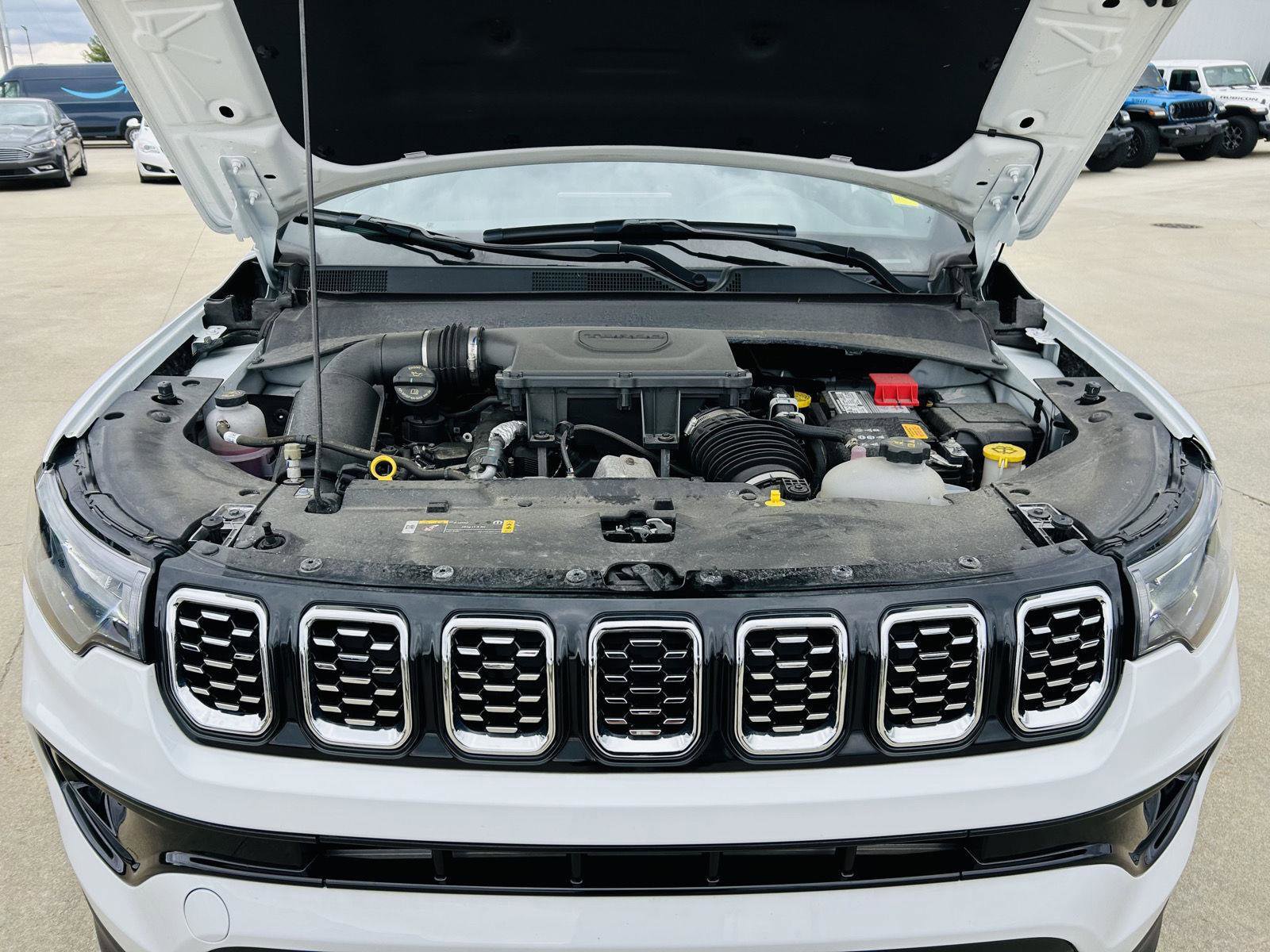 Used 2024 Jeep Compass Limited AWD/4WD image 40