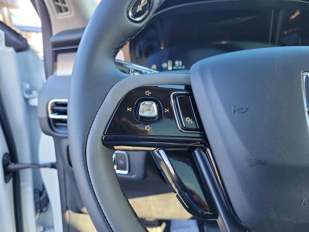 New 2026 Lincoln Corsair Premiere image 23