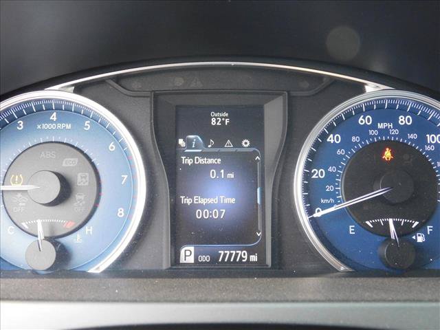 Used 2017 Toyota Camry XLE FWD image 17