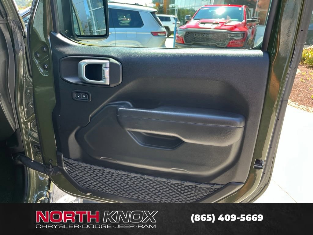 Used 2021 Jeep Gladiator Sport AWD/4WD image 30