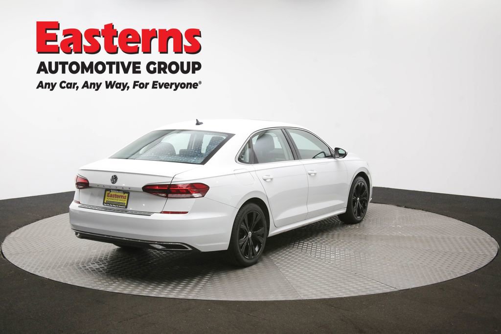 Used 2022 Volkswagen Passat 2.0T SE image 38