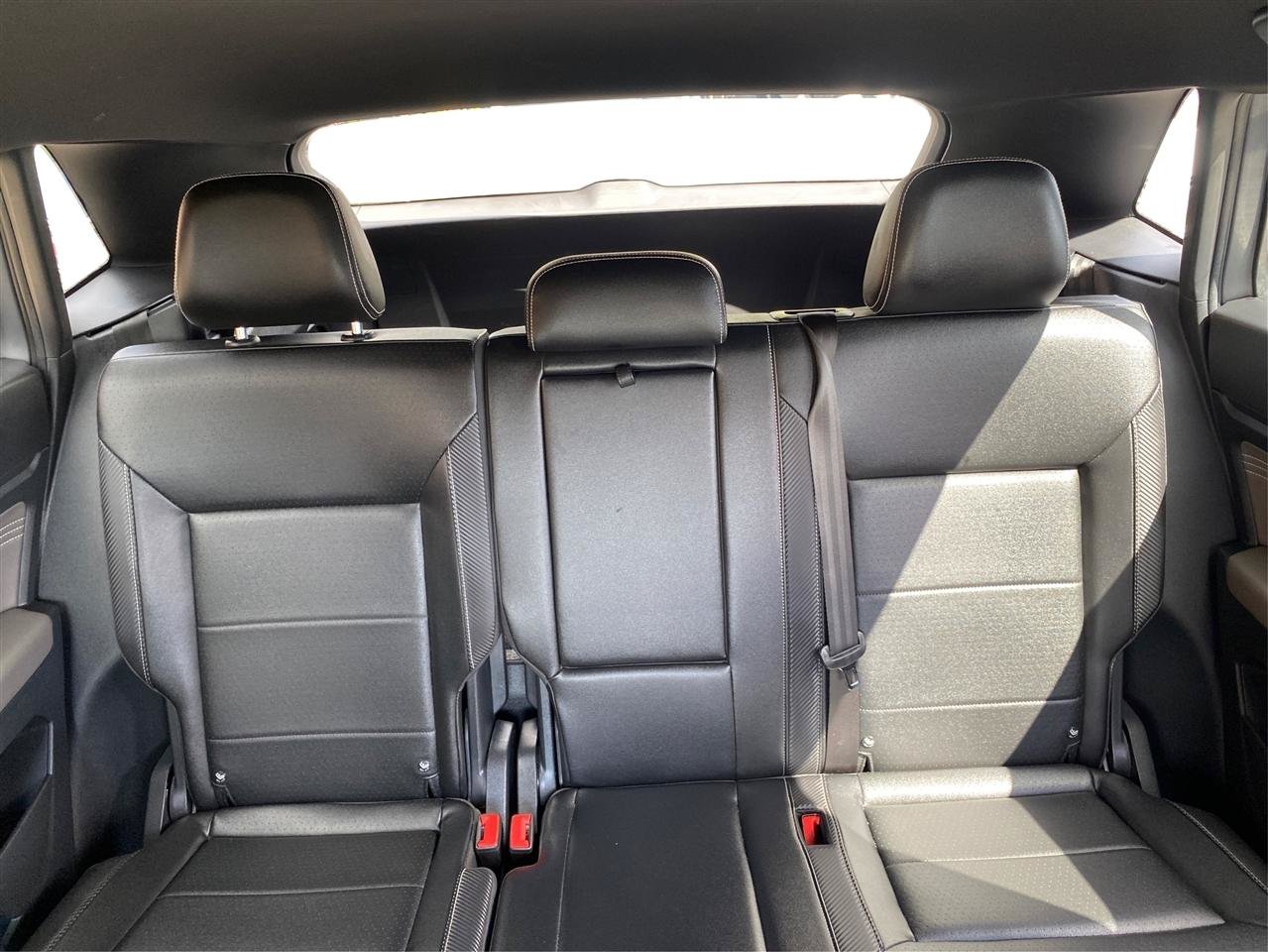Used 2021 Volkswagen Atlas Cross Sport SE AWD/4WD image 25