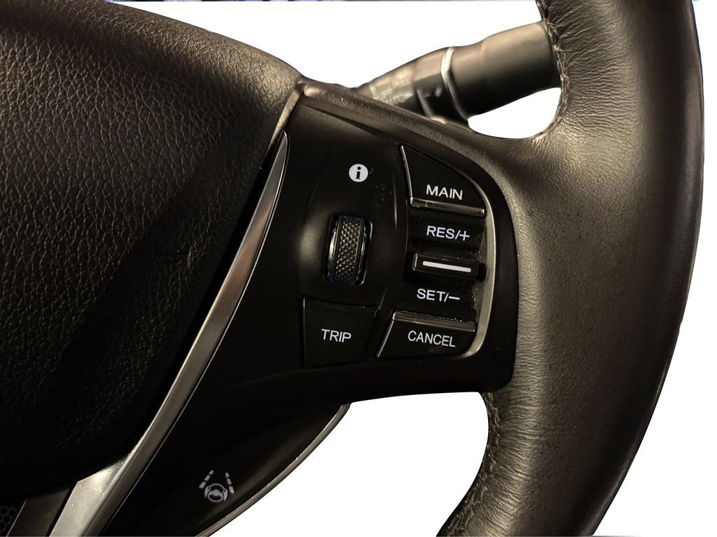 Used 2015 Acura TLX w/ Technology Package image 34