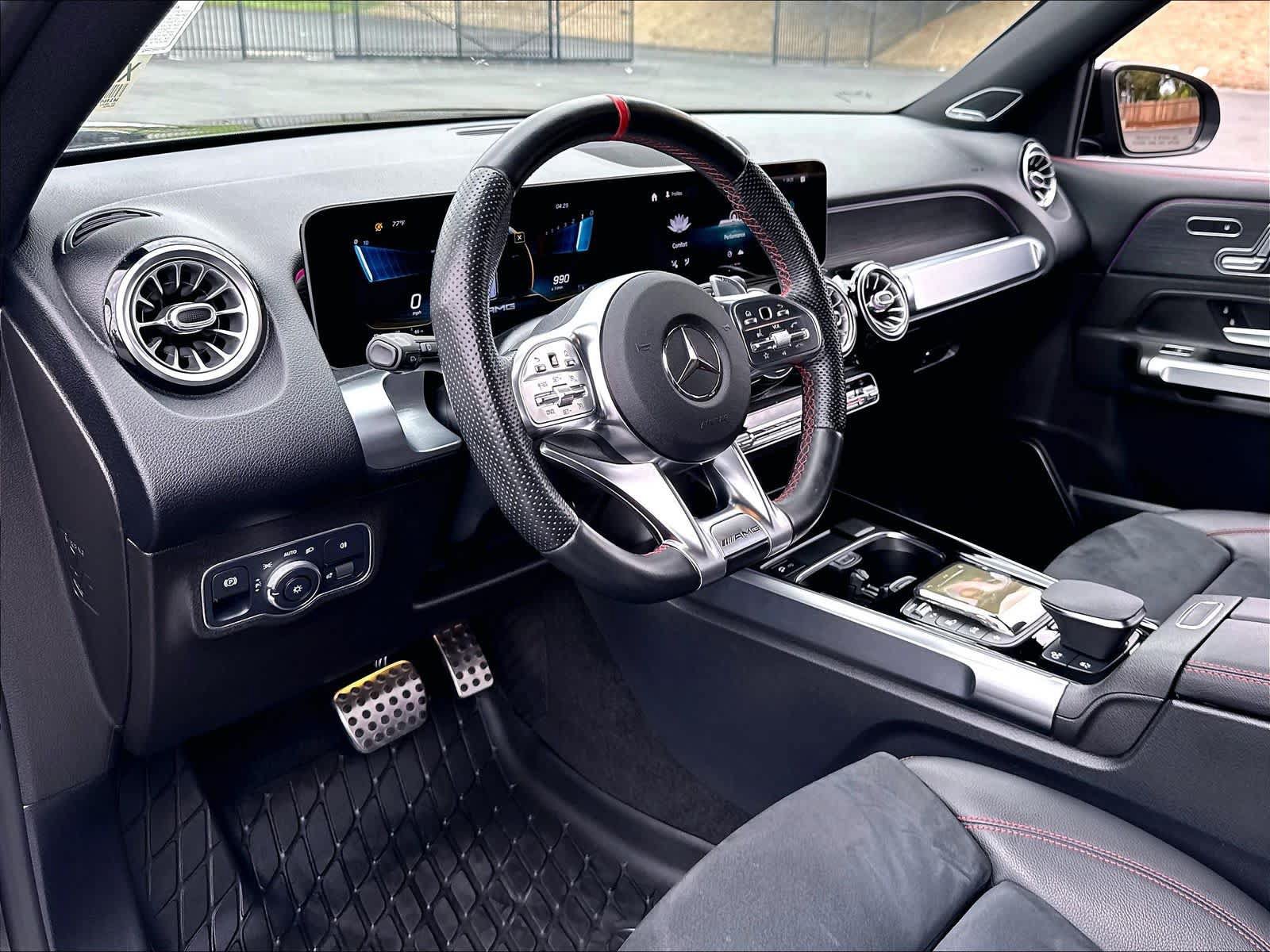 Used 2021 Mercedes-Benz GLB 35 AMG 4MATIC image 17