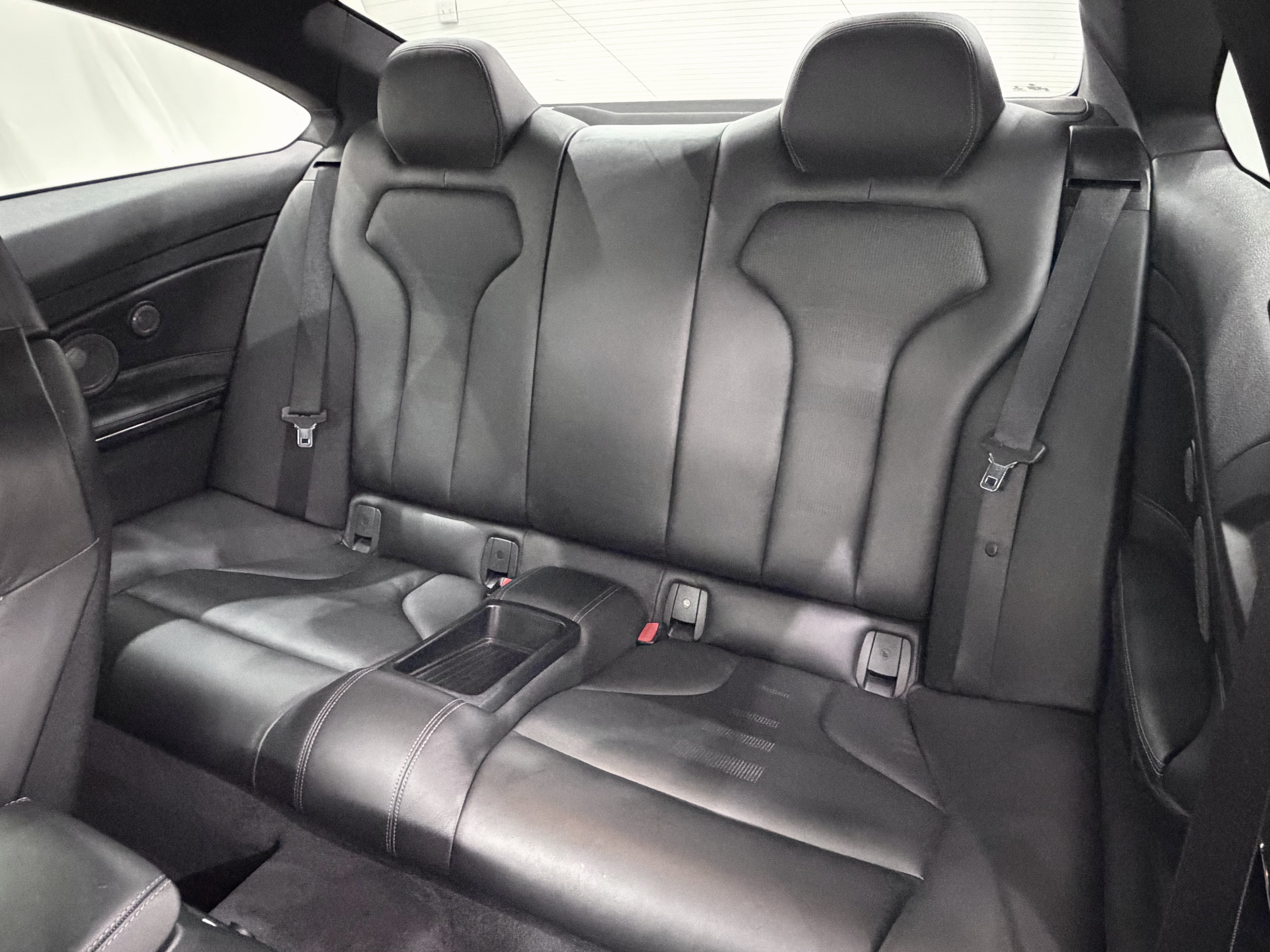 Used 2015 BMW M4 Coupe RWD image 23